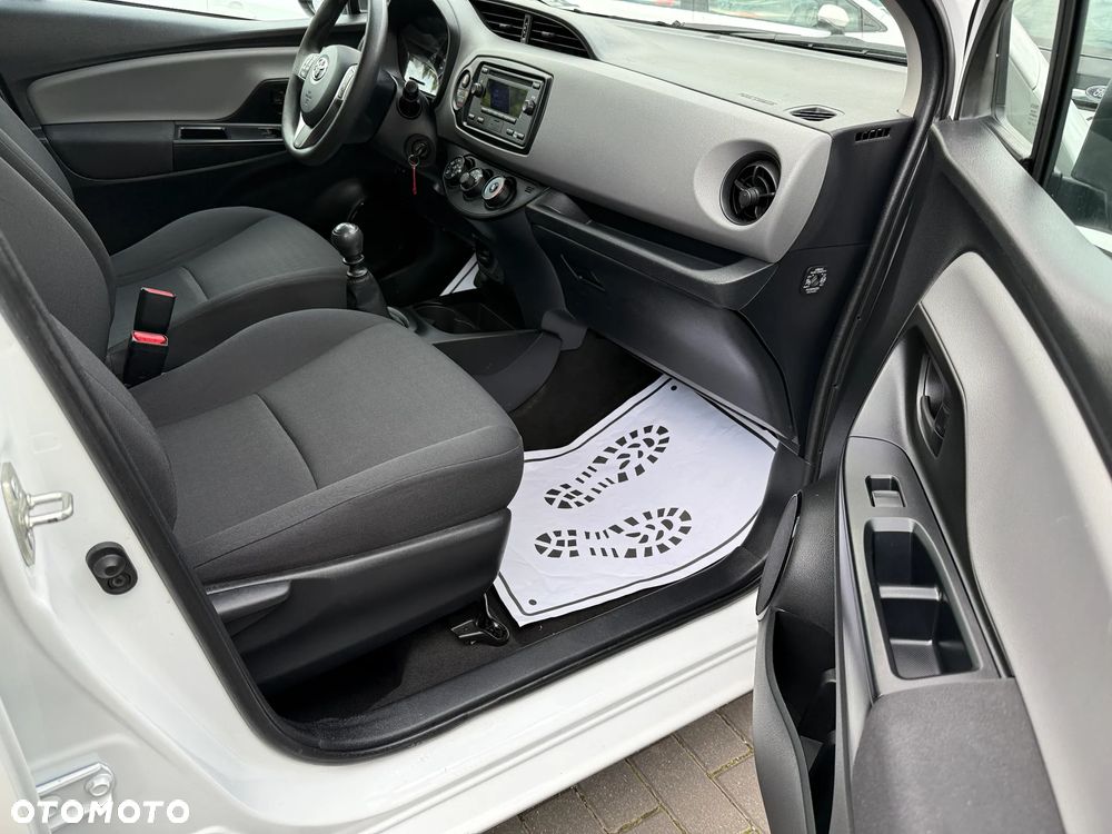 Toyota Yaris 1.5 Active - 10
