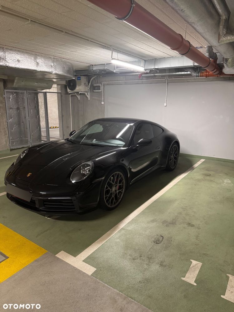 Porsche 911 Carrera S - 1