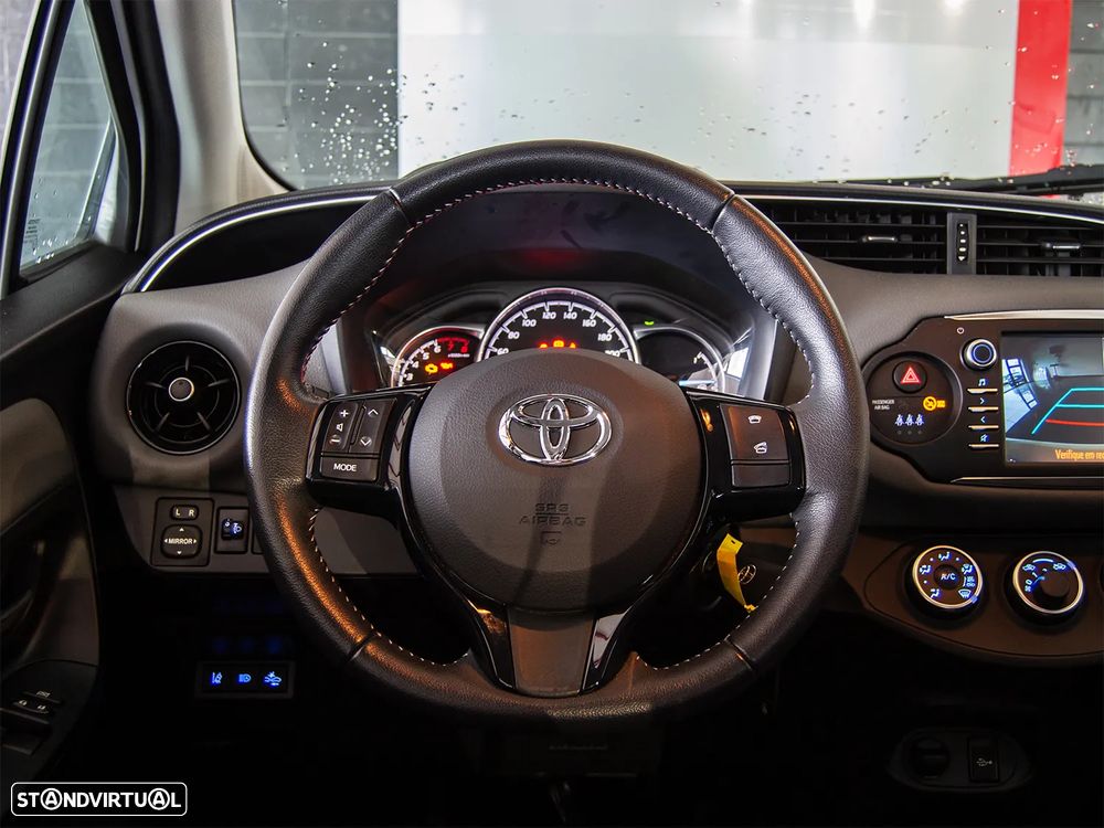 Toyota Yaris 1.0 VVT-i ACtive - 19