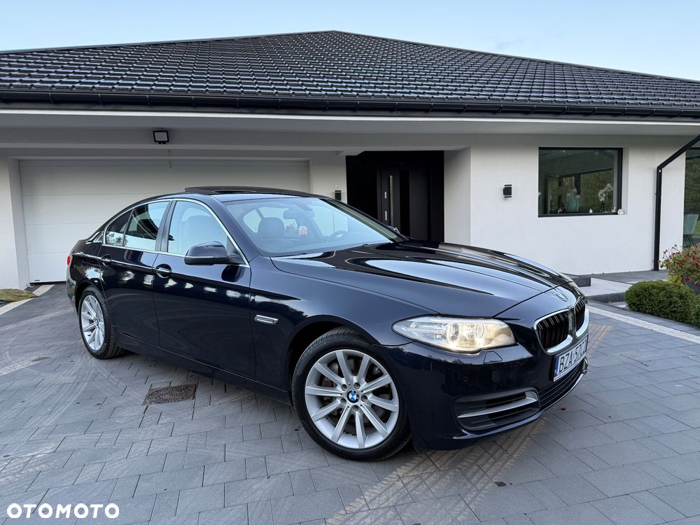 BMW Seria 5 535i xDrive Sport-Aut Luxury Line - 8