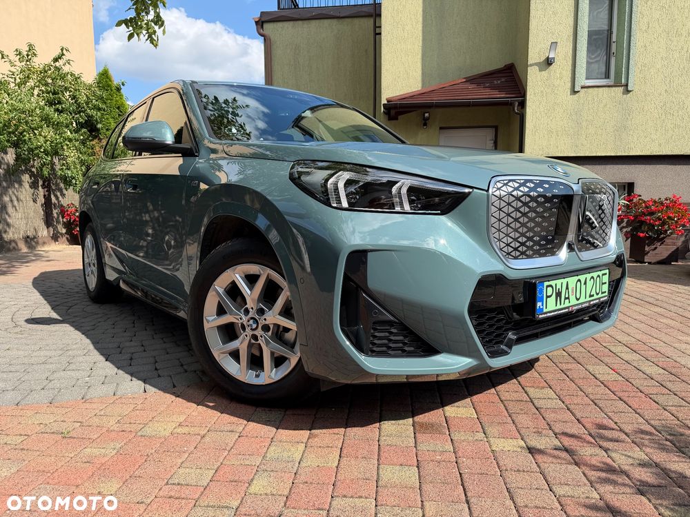 BMW iX1 eDrive20 66.5kWh M Sport Edition - 11