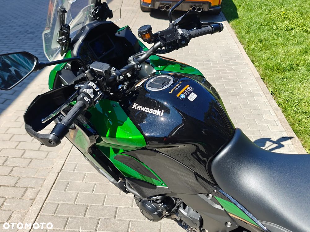 Kawasaki Versys 1000 - 10