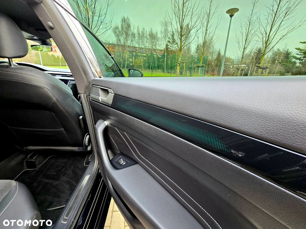 Volkswagen Arteon 2.0 TSI R-Line DSG - 23