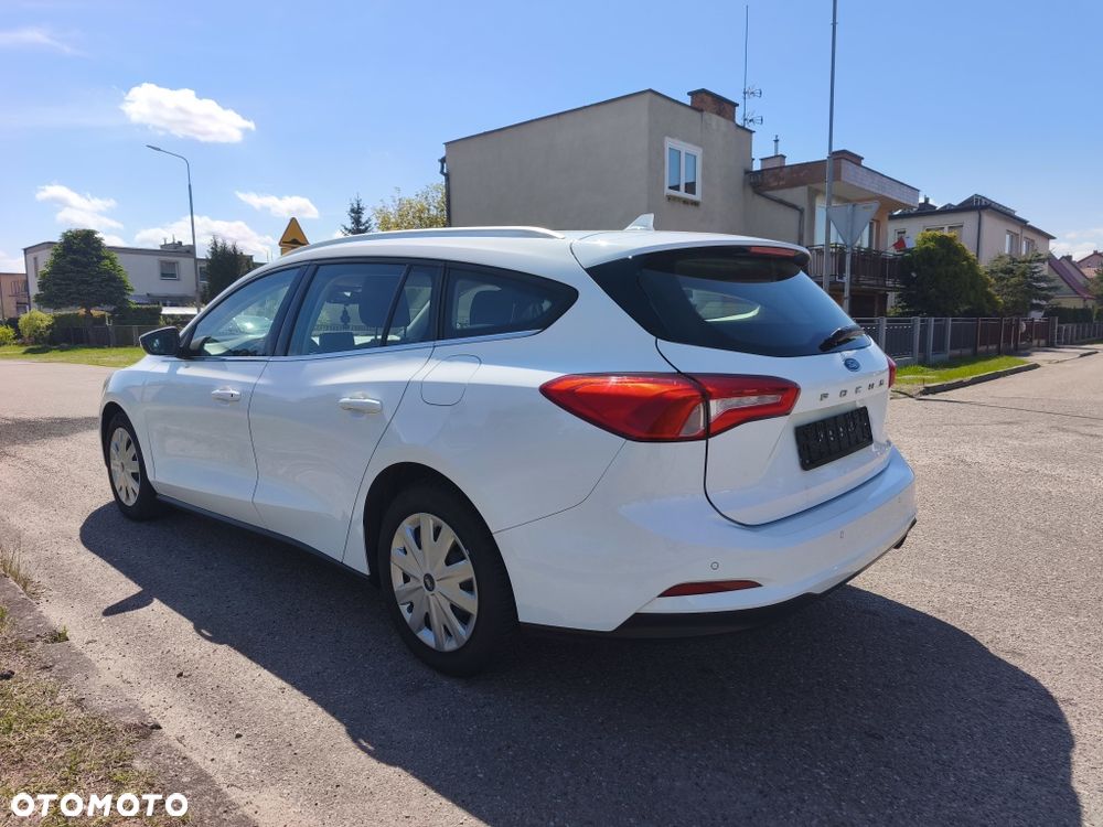 Ford Focus - 4
