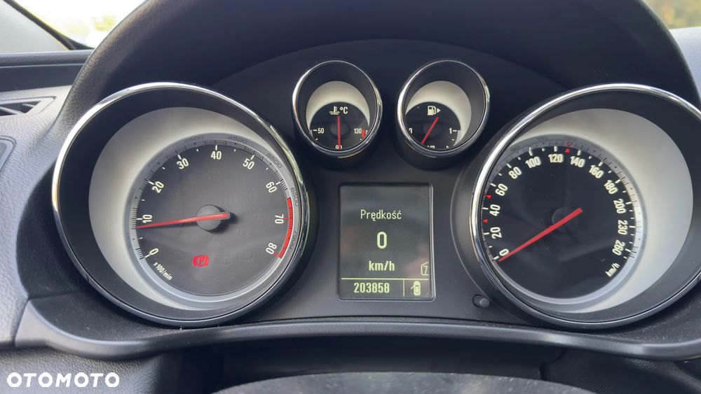 Opel Insignia 1.6 T Cosmo - 16