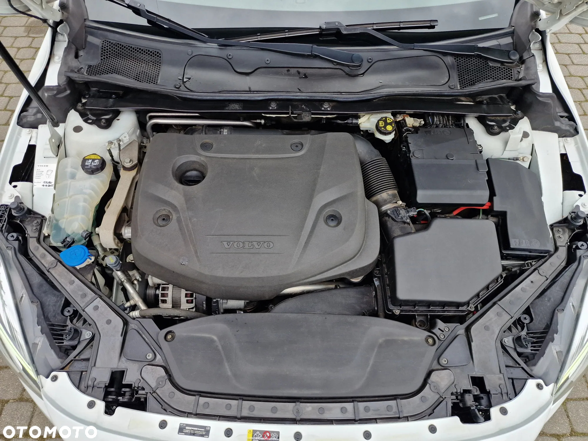 Volvo V40 D2 Drive-E Momentum - 24