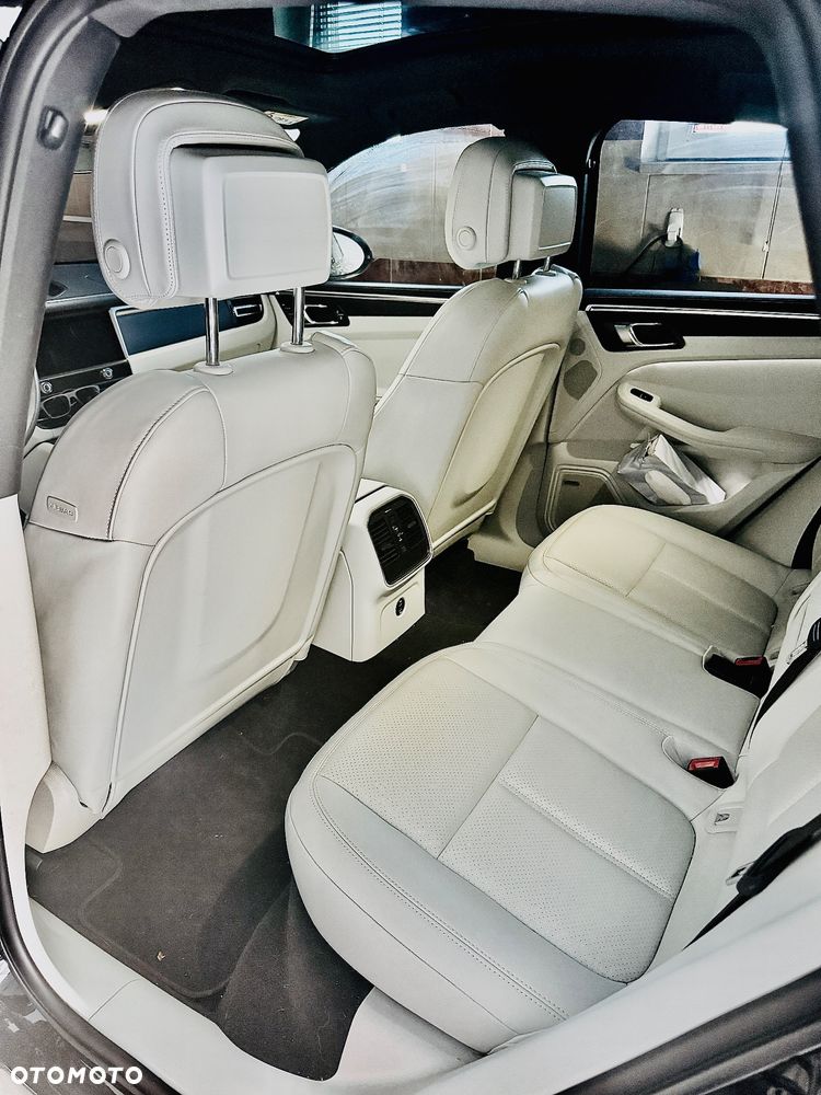 Porsche Macan T - 10