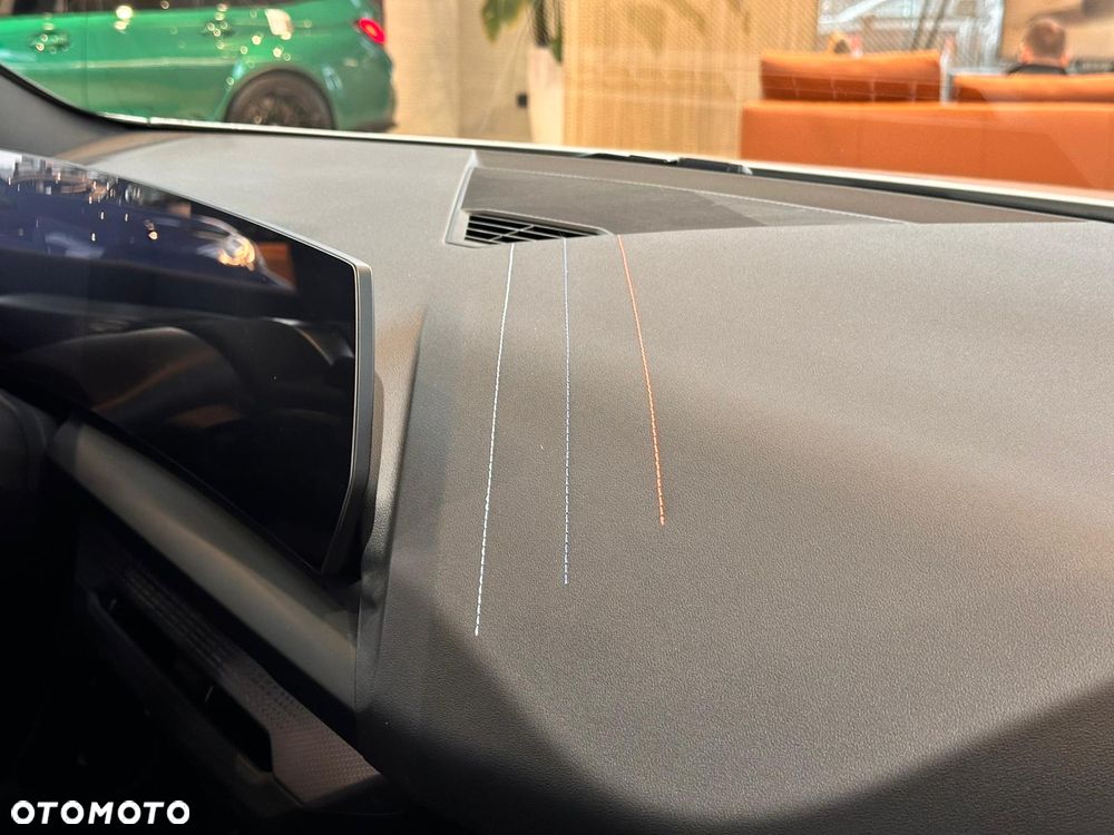 BMW Seria 2 220i mHEV - 19