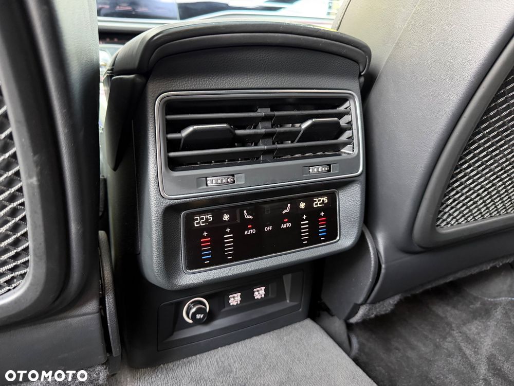Audi Q8 50 TDI mHEV Quattro Black Edition Tiptronic - 13