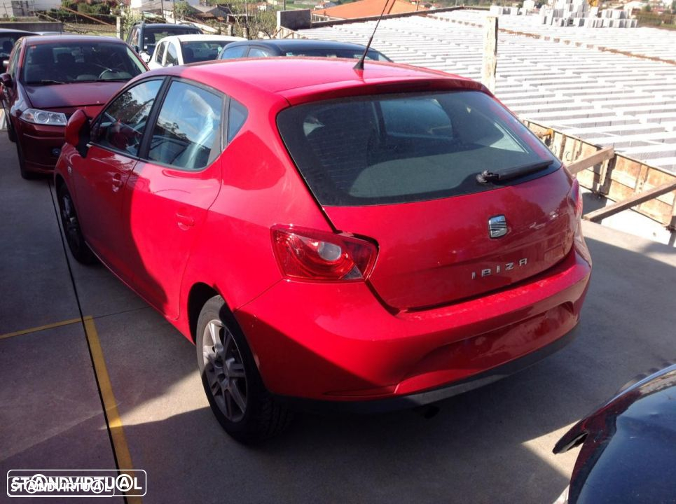 Seat Ibiza 2010 para peças - 2