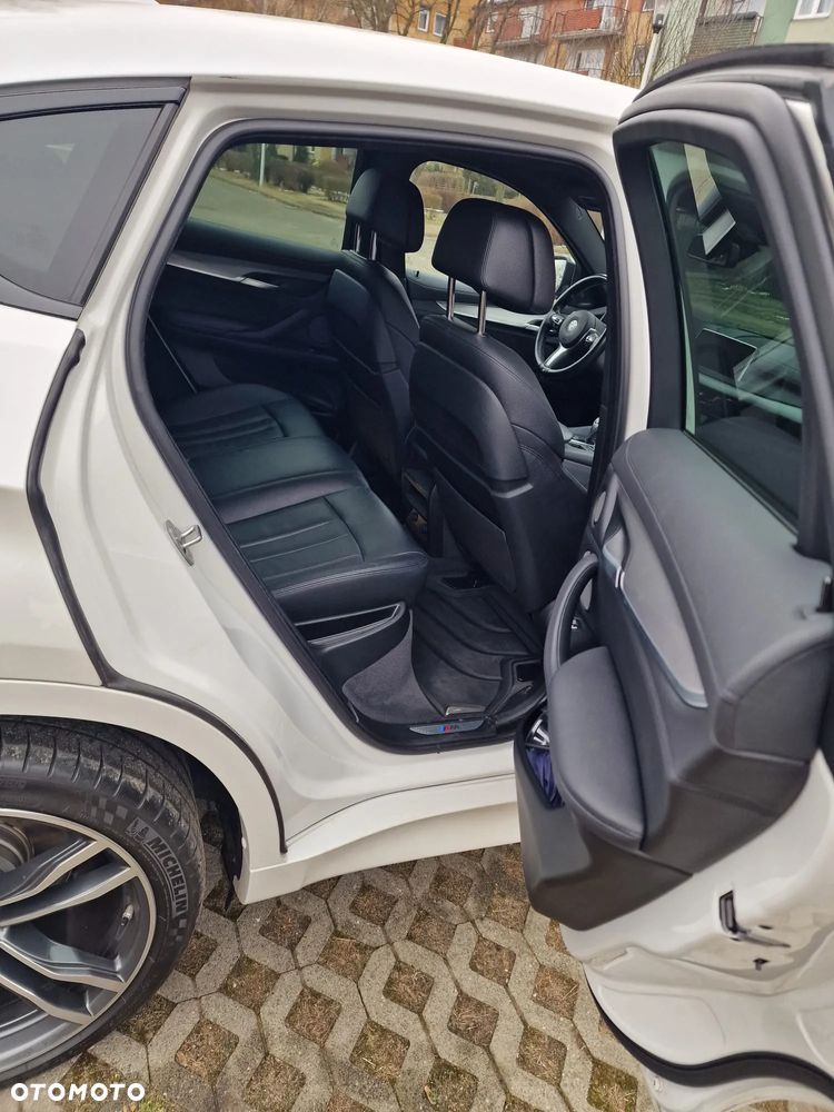 BMW X6M - 13
