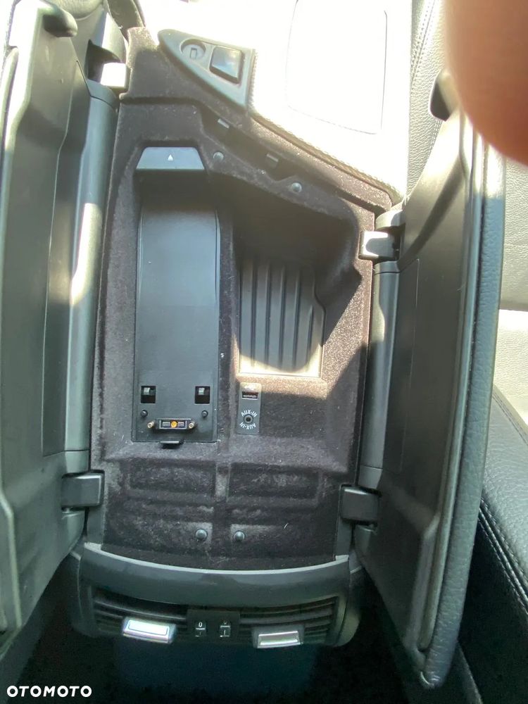 BMW Seria 5 528i xDrive - 19
