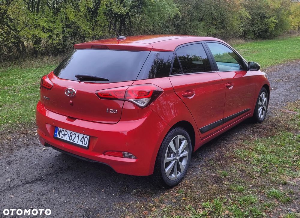 Hyundai i20 1.4 Premium - 6