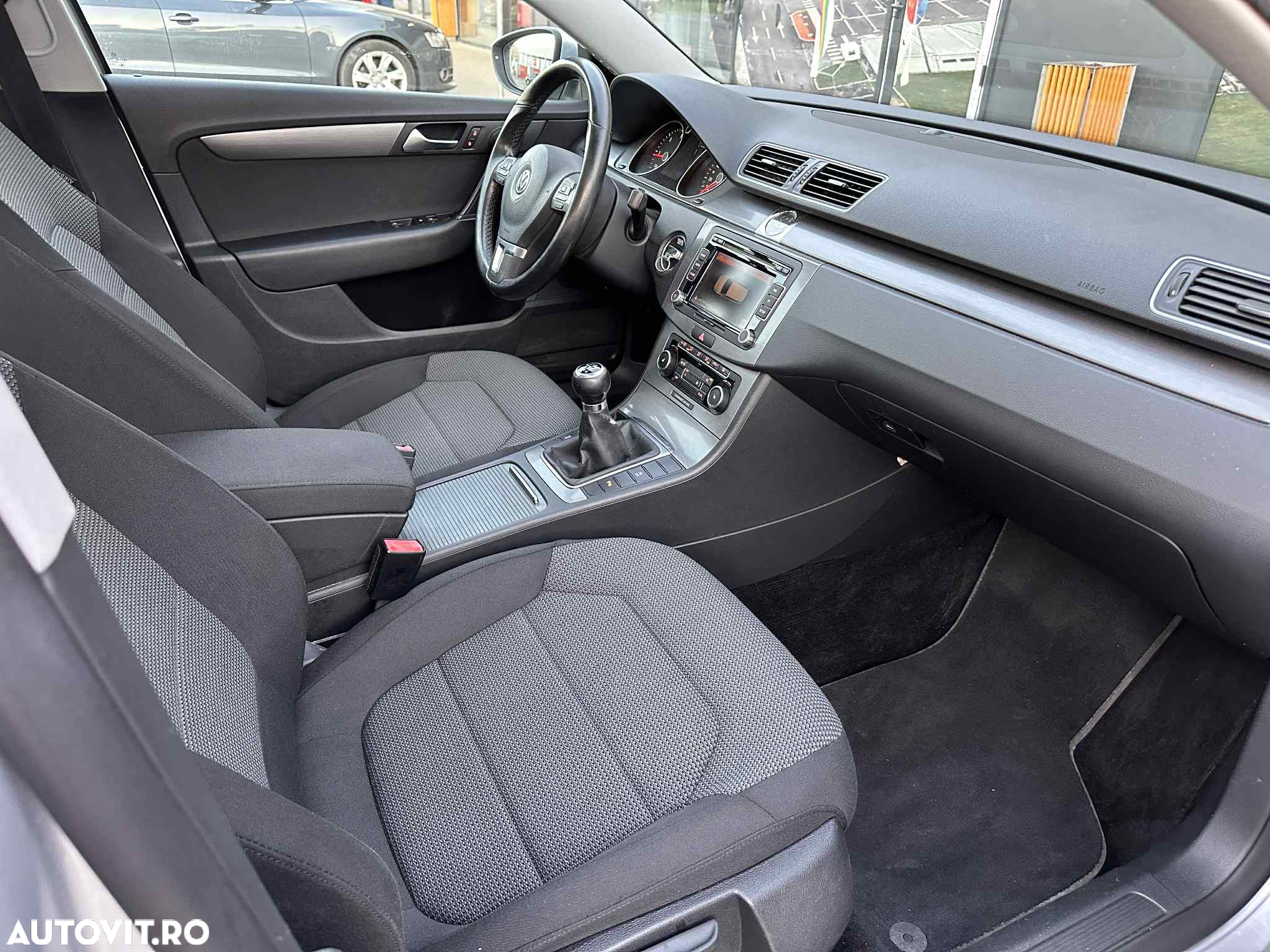 Volkswagen Golf 2.0 TDI BlueMotion Technology Highline - 8