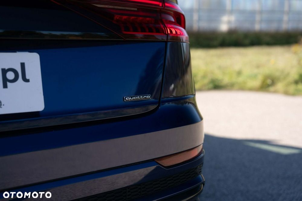 Audi Q8 50 TDI quattro tiptronic - 12
