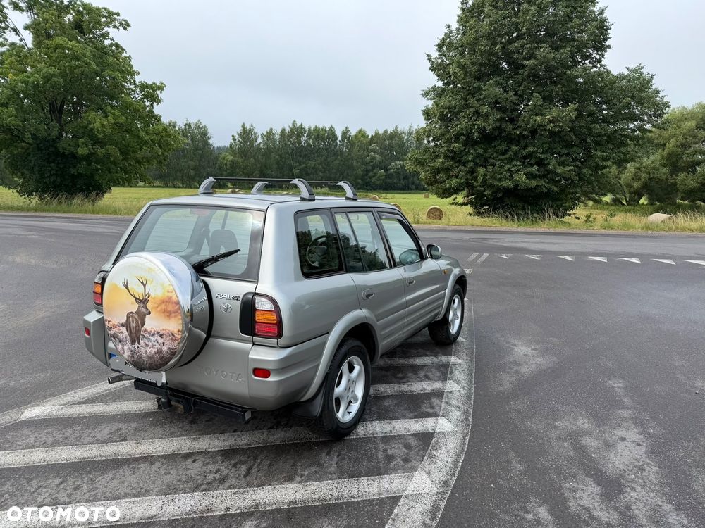 Toyota RAV4 2.0 Fun - 4