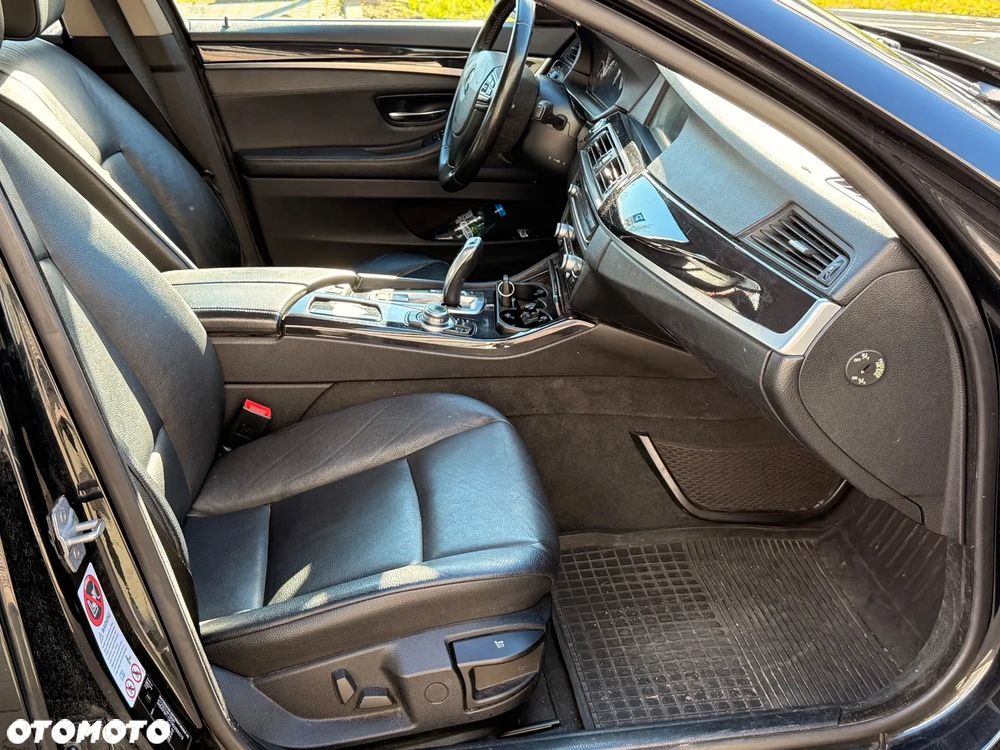 BMW Seria 5 520d - 11