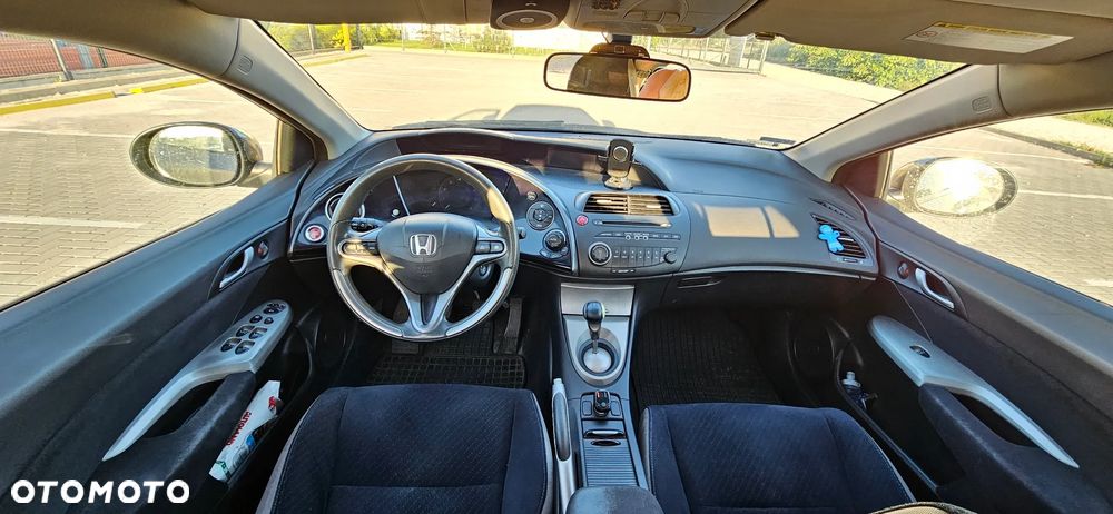 Honda Civic 1.8 Comfort - 8