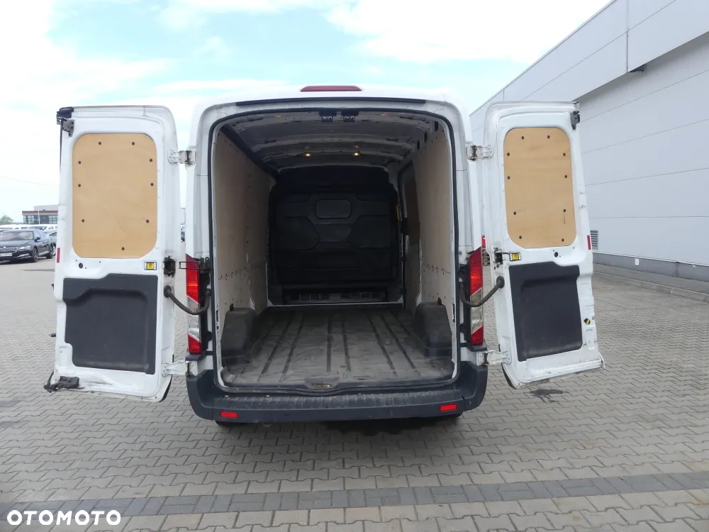 Ford Transit - 8