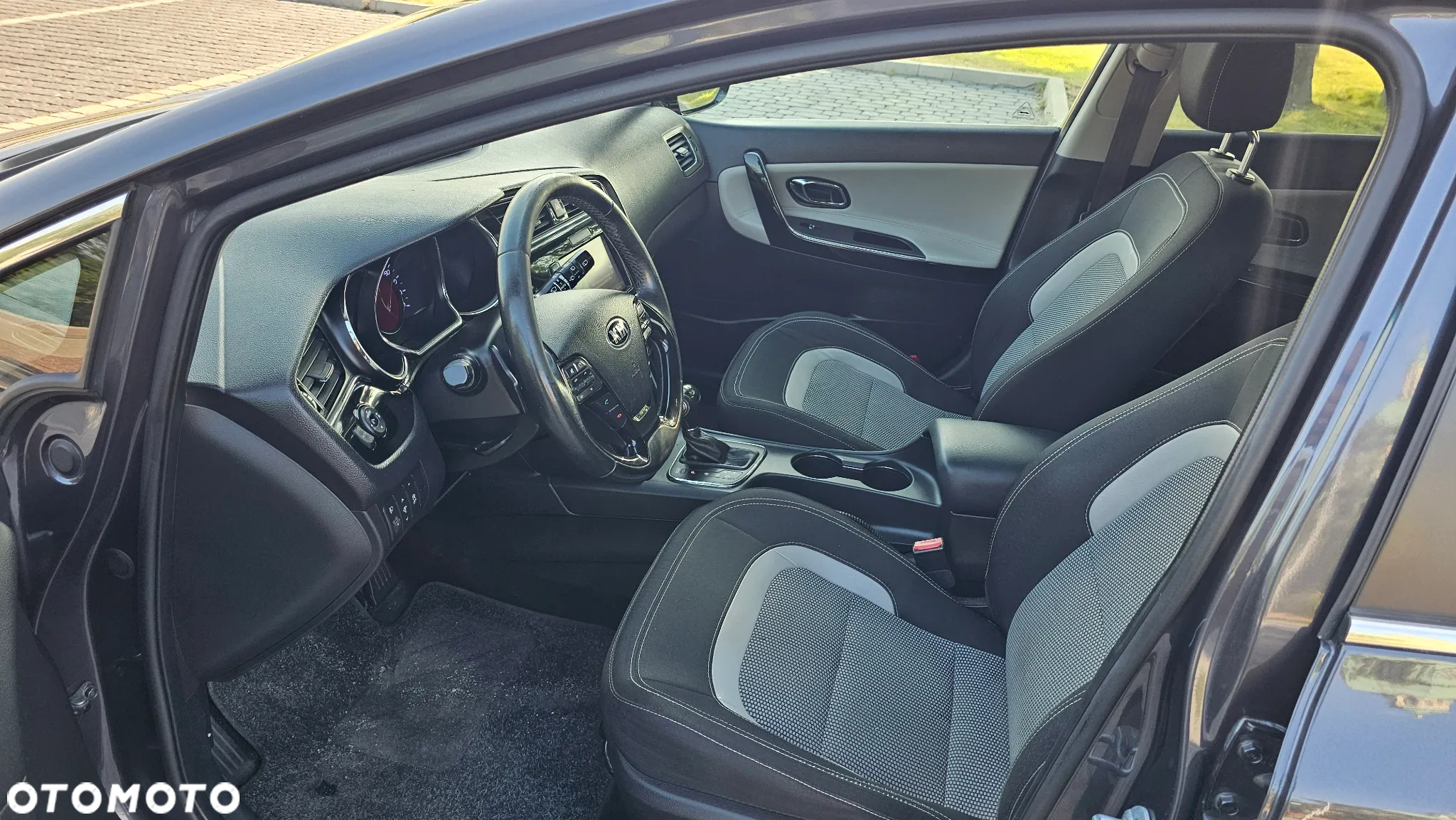 Kia Ceed SW 1.6 CRDi DCT Platinum Edition - 14