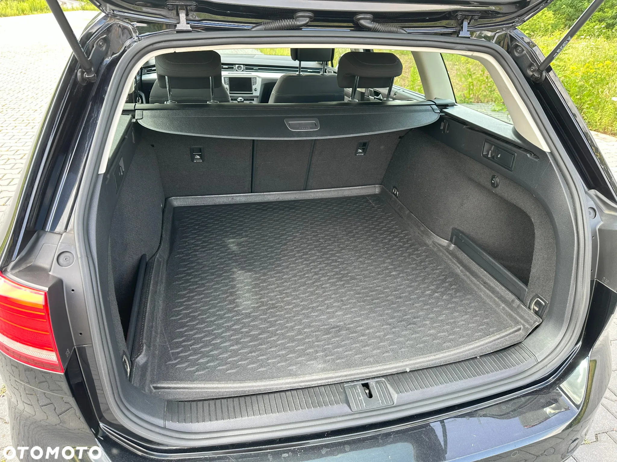 Volkswagen Passat 2.0 TDI BMT Comfortline - 11