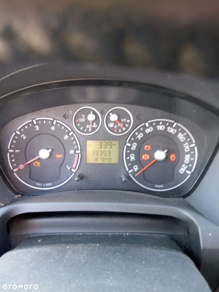 Ford Fiesta 1.4 - 5