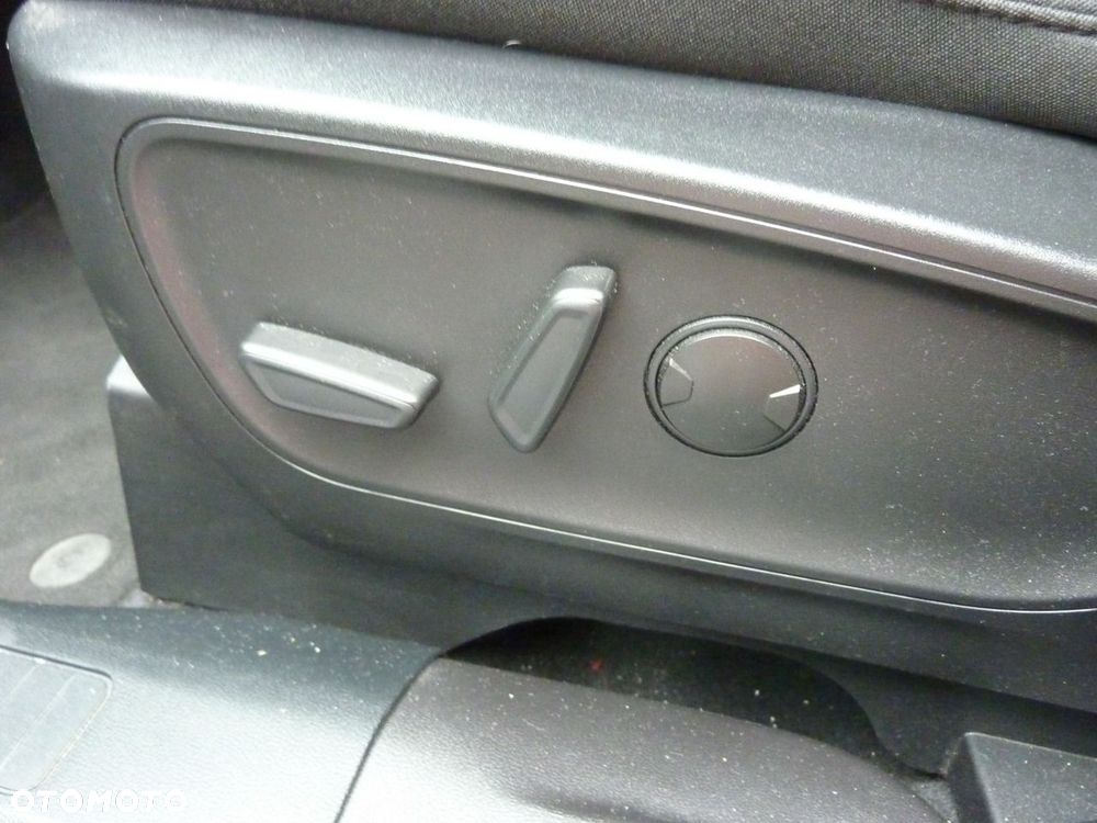 Ford Escape - 12