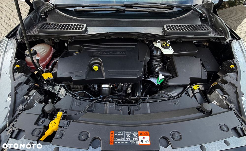 Ford Kuga 2.0 TDCi 4x4 ST-Line - 39