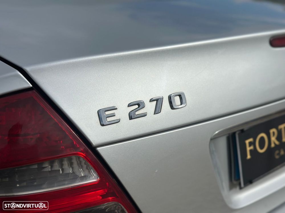 Mercedes-Benz E 270 CDi Elegance - 13