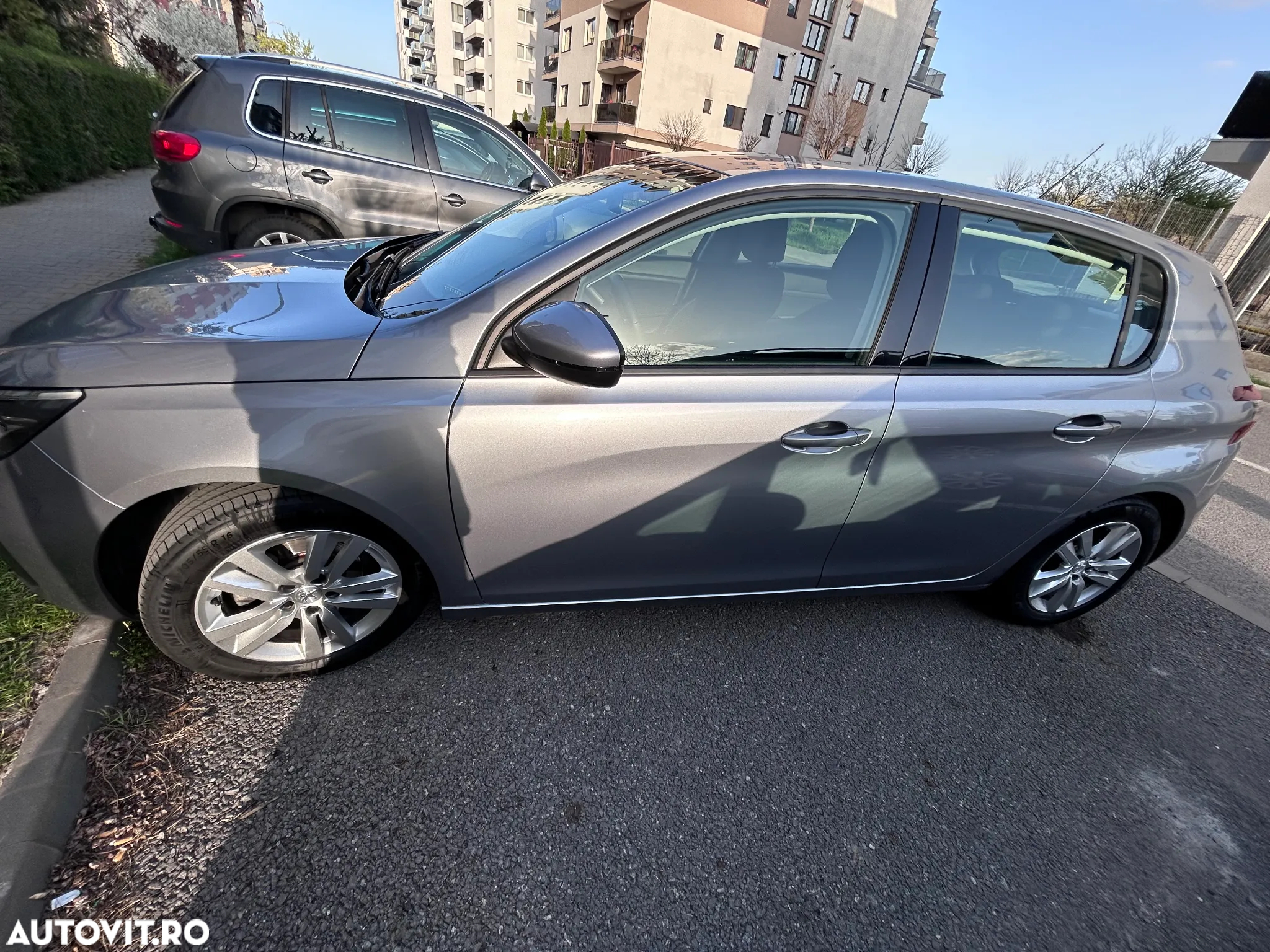 Peugeot 308 1.2 L PureTech Turbo S&S Active Pack - 13