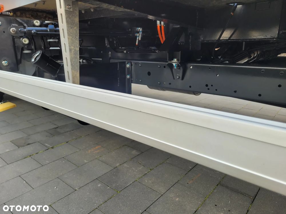 Iveco DAILY 35-140 / FABRYCZNIE NOWY / podnośnik koszowy KLUBB KT20 / - 19