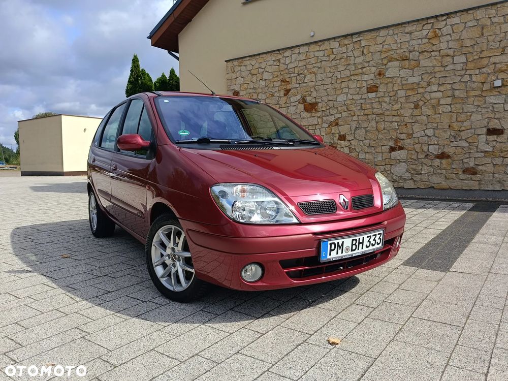 Renault Scenic - 1