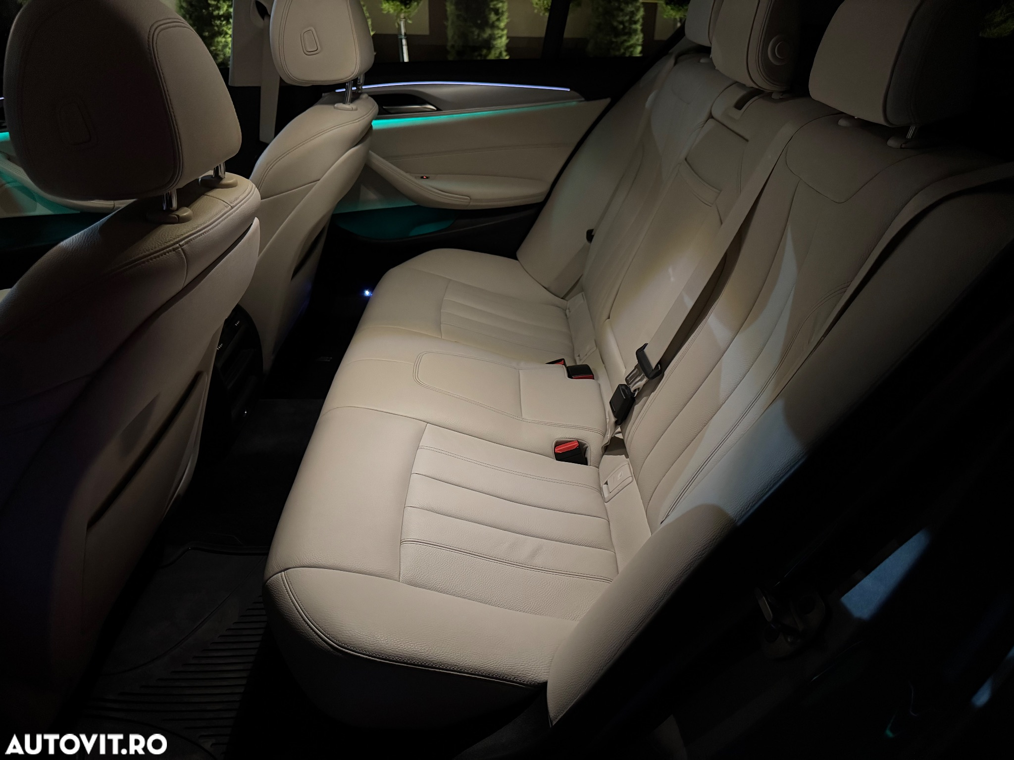 BMW Seria 5 520d AT - 19