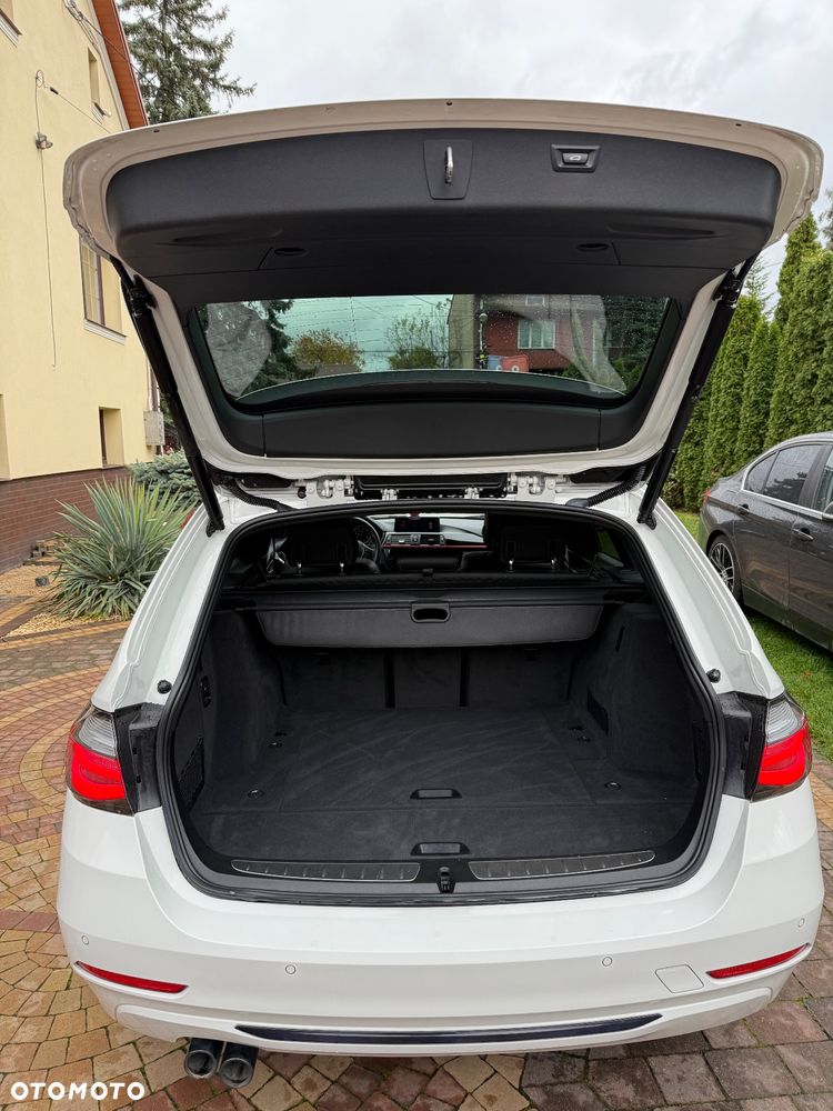 BMW Seria 3 330d Advantage sport - 23