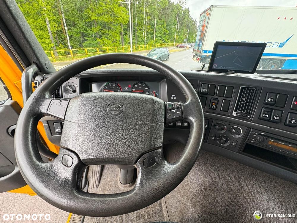 Volvo FM 460 6x4x4 HMF 3220 Ciągnik Żuraw HDS - 16