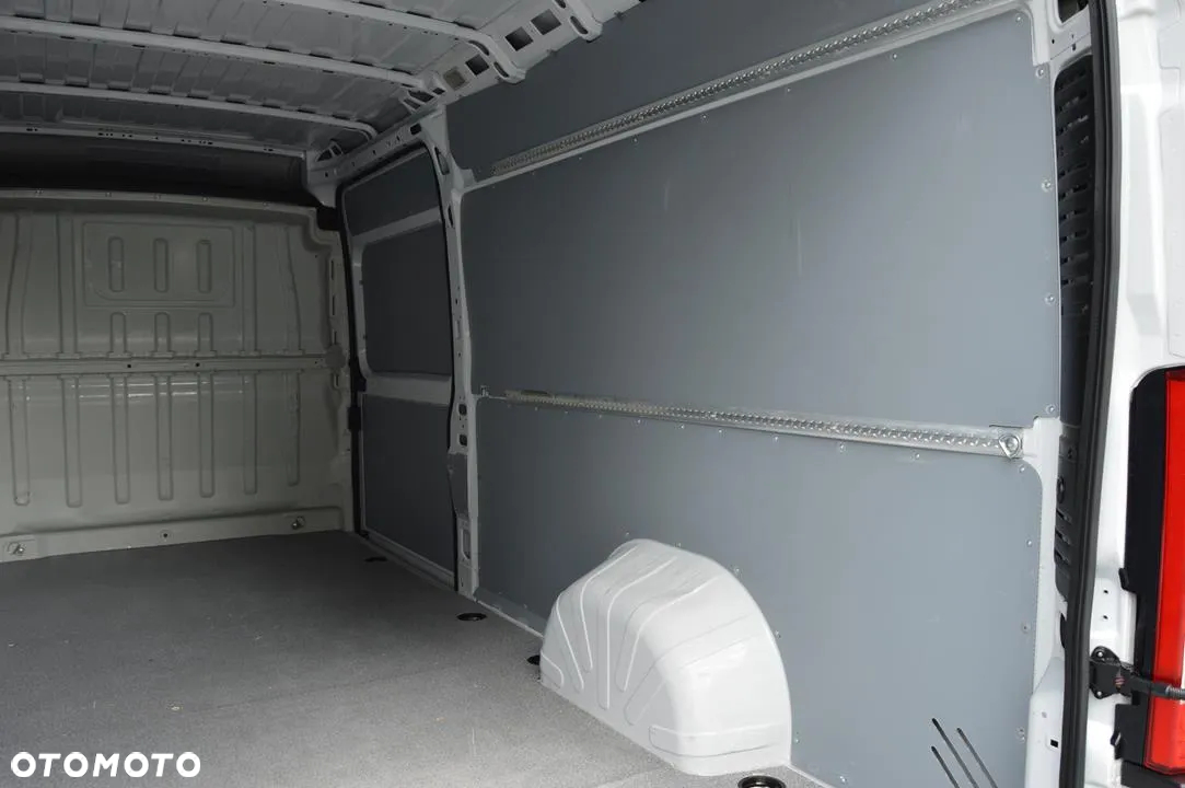Opel Movano - 28