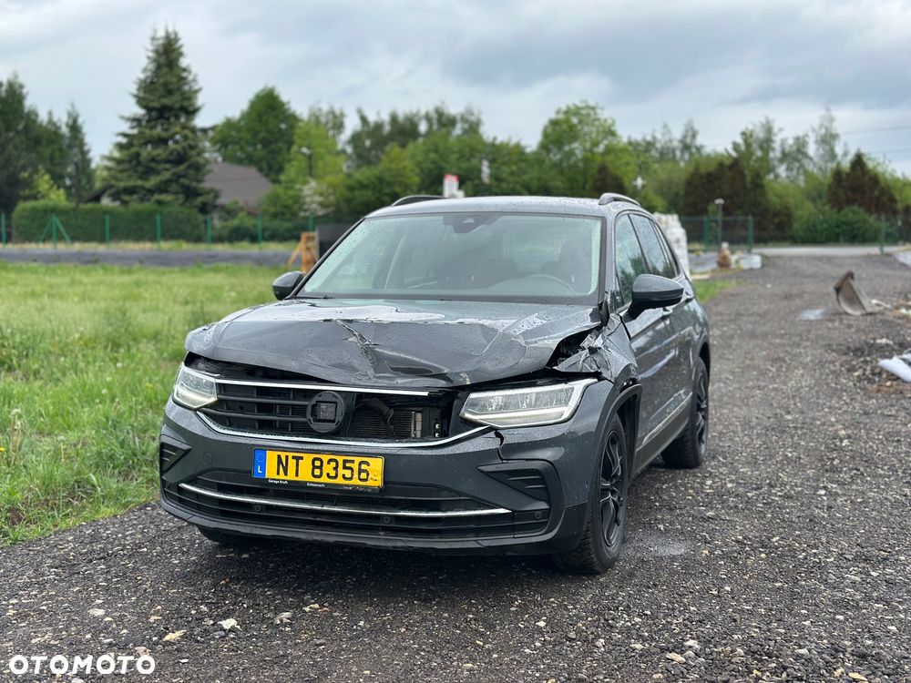 Volkswagen Tiguan - 5