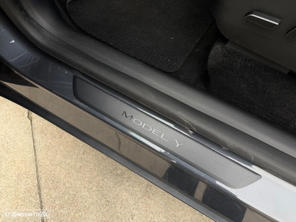 Tesla Model Y Long Range Tração Integral - 25