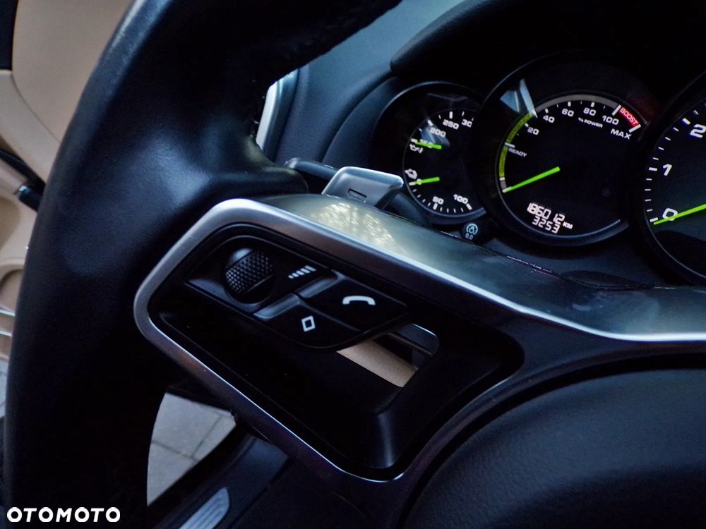 Porsche Cayenne S e-Hybrid Platinum Edition - 20