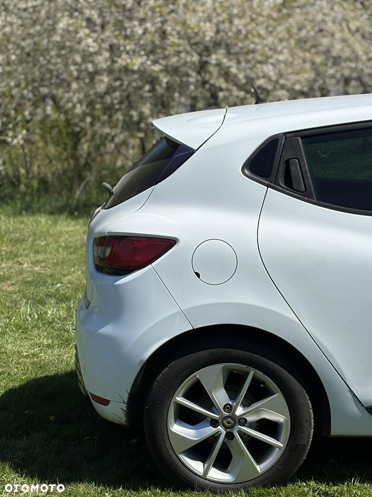 Renault Clio 1.2 16V Limited - 6