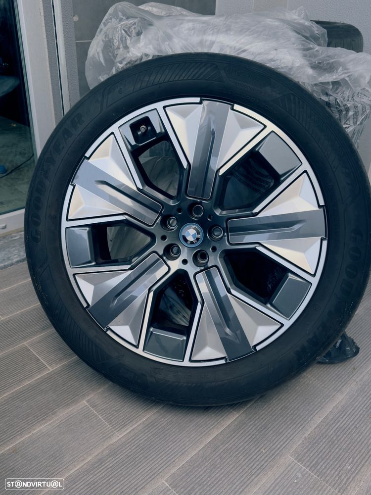 BMW iX xDrive40 — fotografia 9