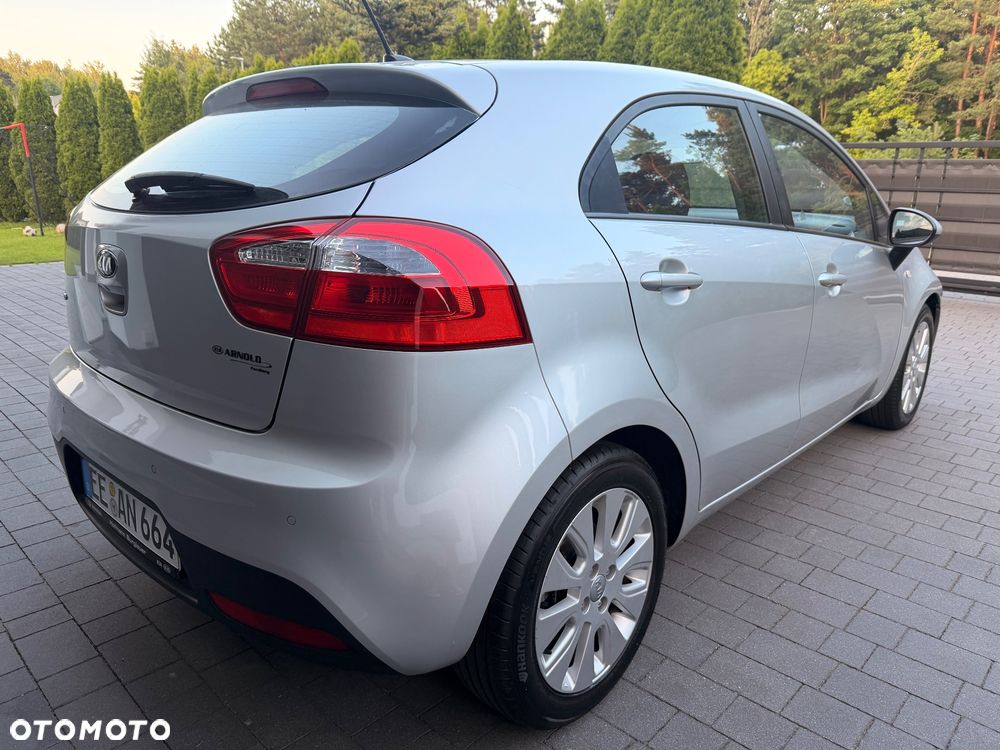 Kia Rio 1.2 Attract - 7