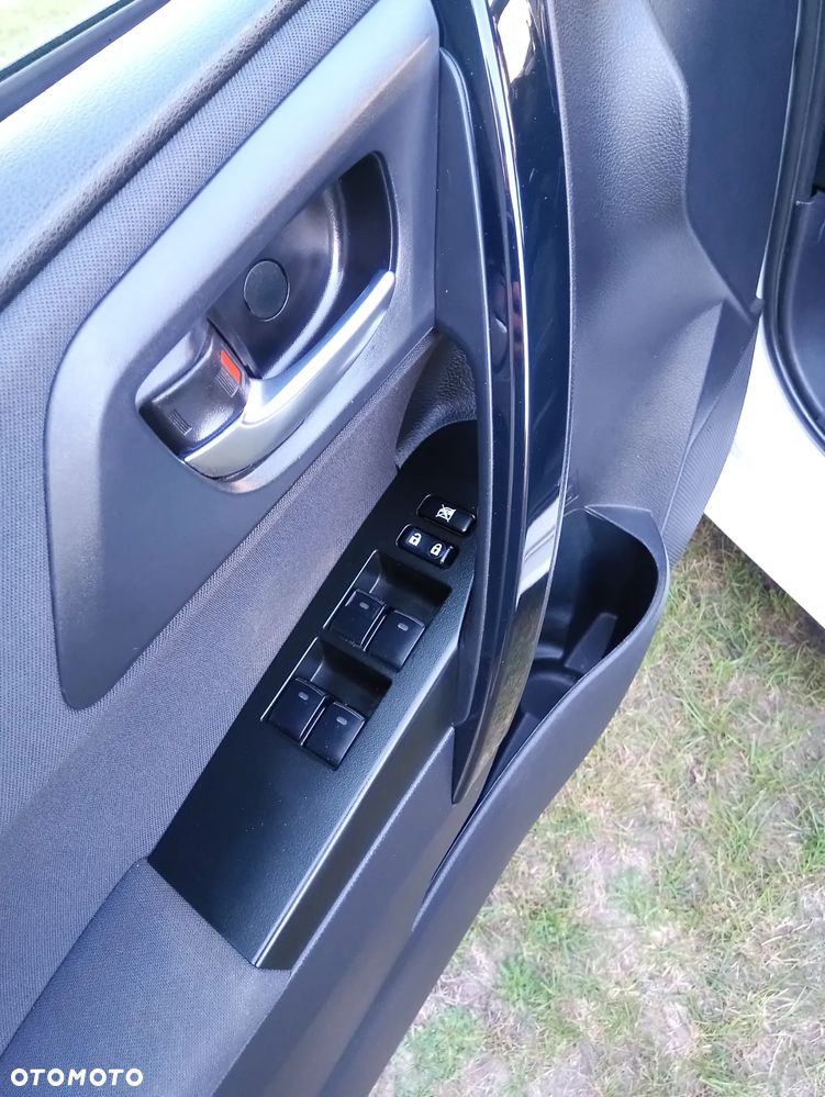 Toyota Auris 1.6 Premium - 11