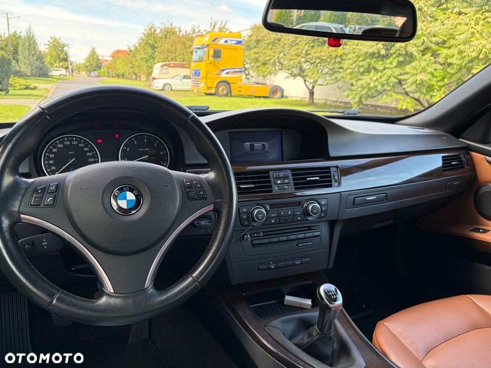BMW Seria 3 320i Edition Exclusive - 8
