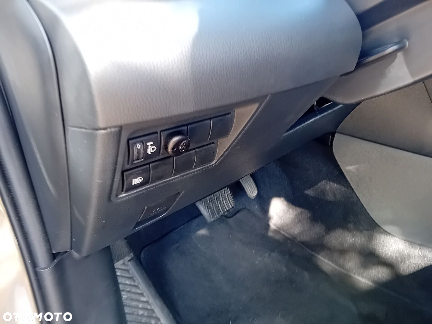 Toyota Yaris Cross Hybrid 1.5 Comfort - 24