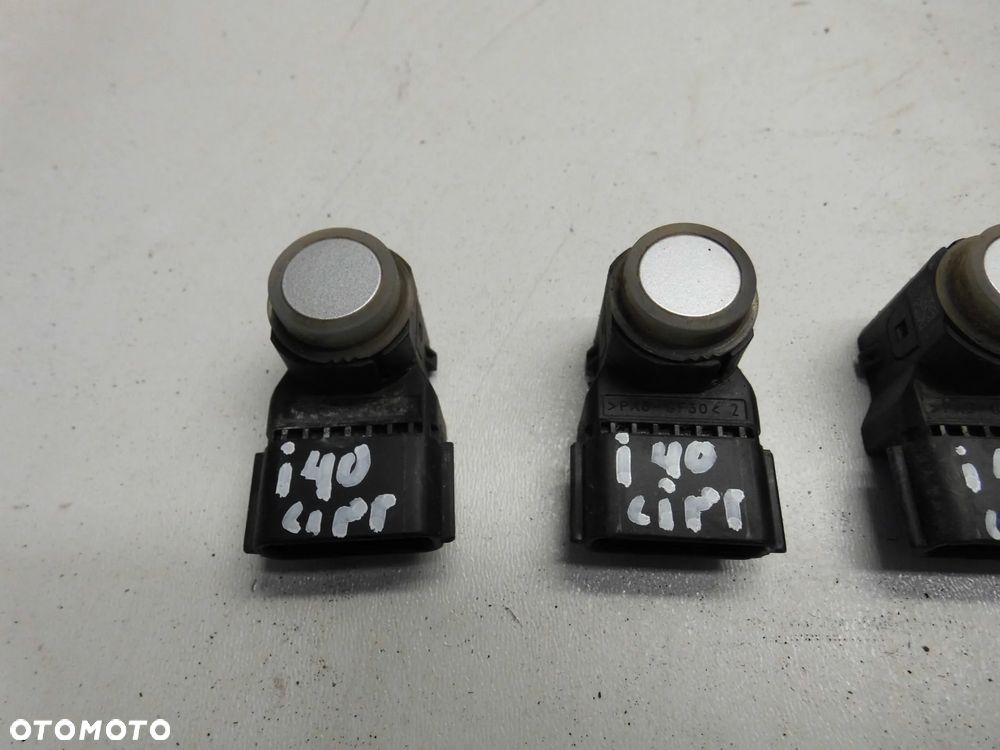 CZUJNIK COFANIA PARKOWANIA PDC 95720-3Z400 HYUNDAI I40 LIFT TYLNY T8T ORYGINAŁ - 2
