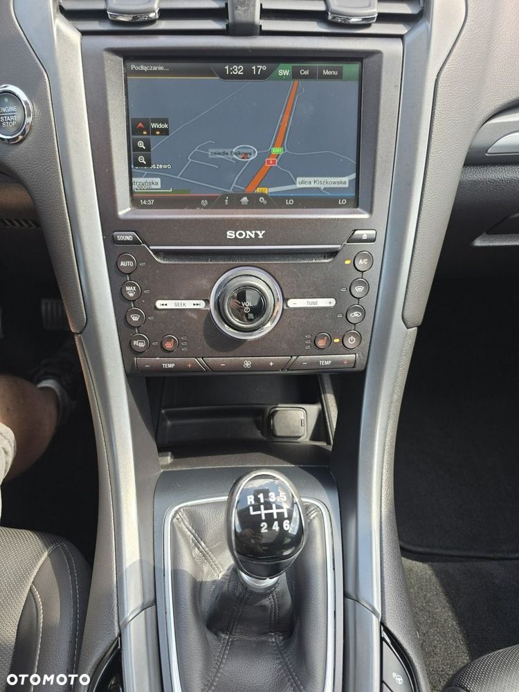 Ford Mondeo 2.0 TDCi ECOnetic Titanium - 25