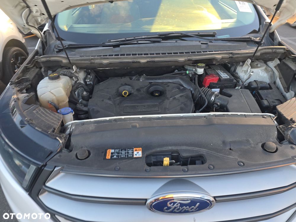 Ford Edge 2.0 EcoBlue Twin-Turbo 4WD Titanium - 11