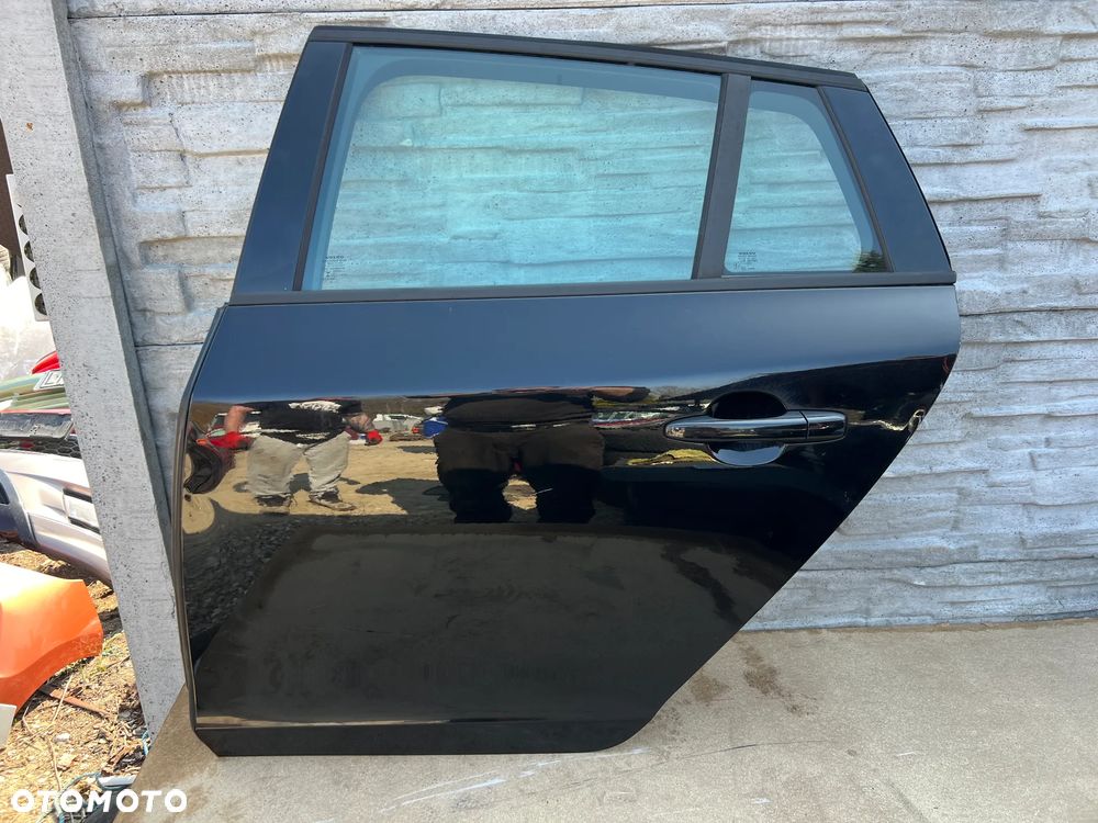 DRZWI LEWE TYLNE VOLVO V60 019-26 - 1