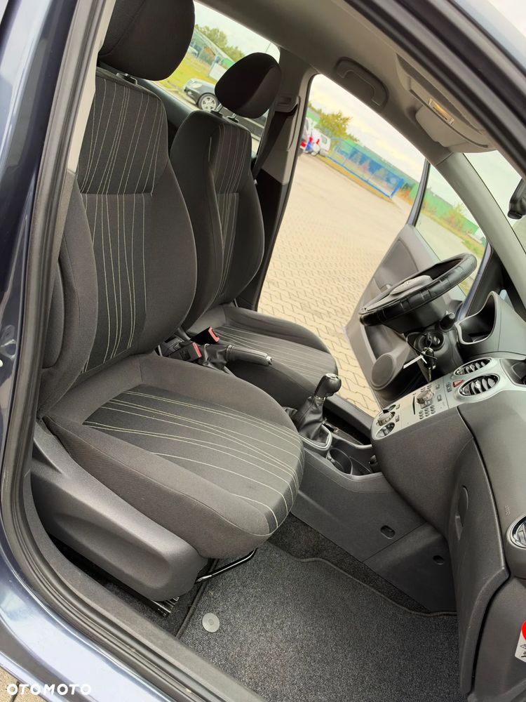 Opel Corsa - 27